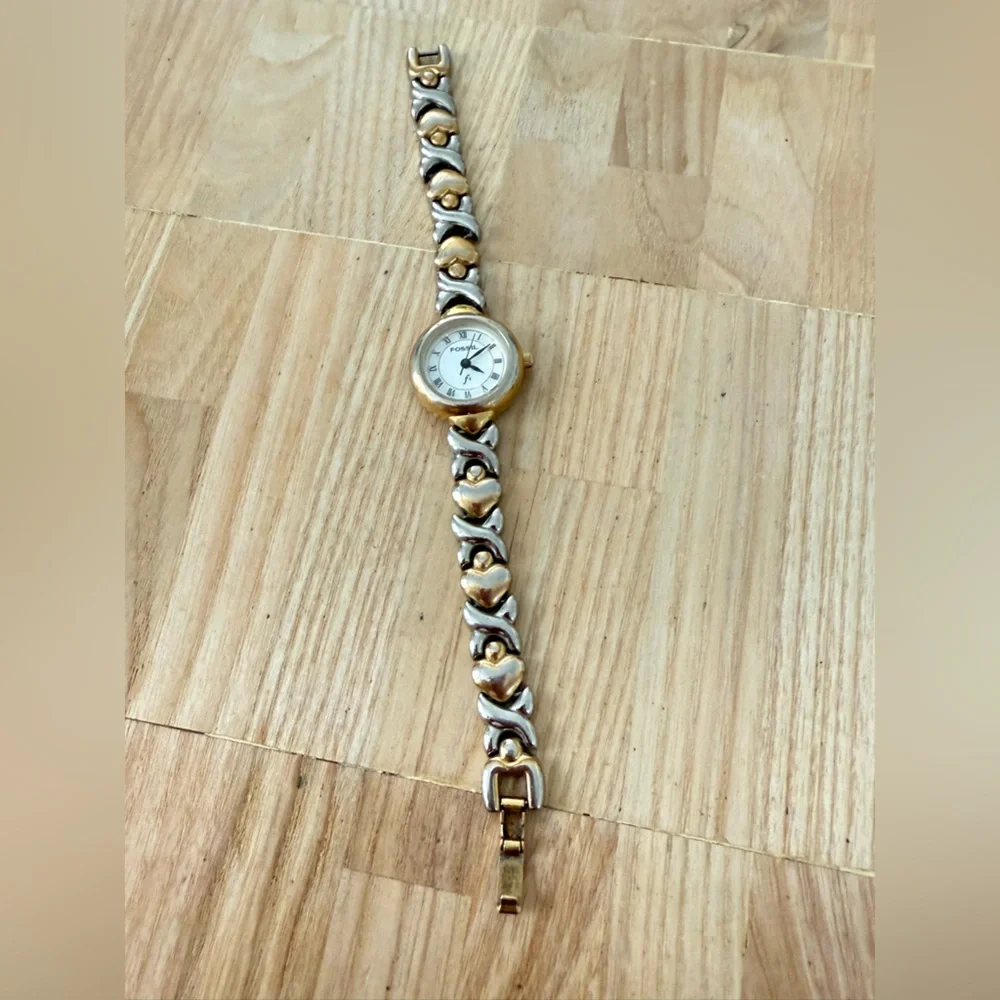 Vintage fossil ladies two tone heart link watch NEW BATTERY